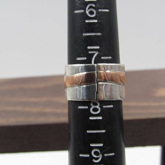 Size 7.5 Sterling Silver Petite Wide Cut Band Ring - Picture 5 of 7